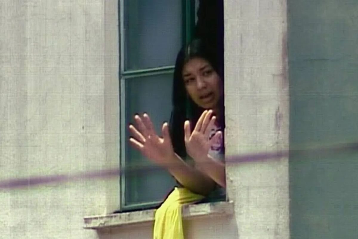 O dia faz referência ao caso de Eloá Cristina Pimentel, assassinada em 17 de outubro de 2008 pelo ex-namorado, após um sequestro