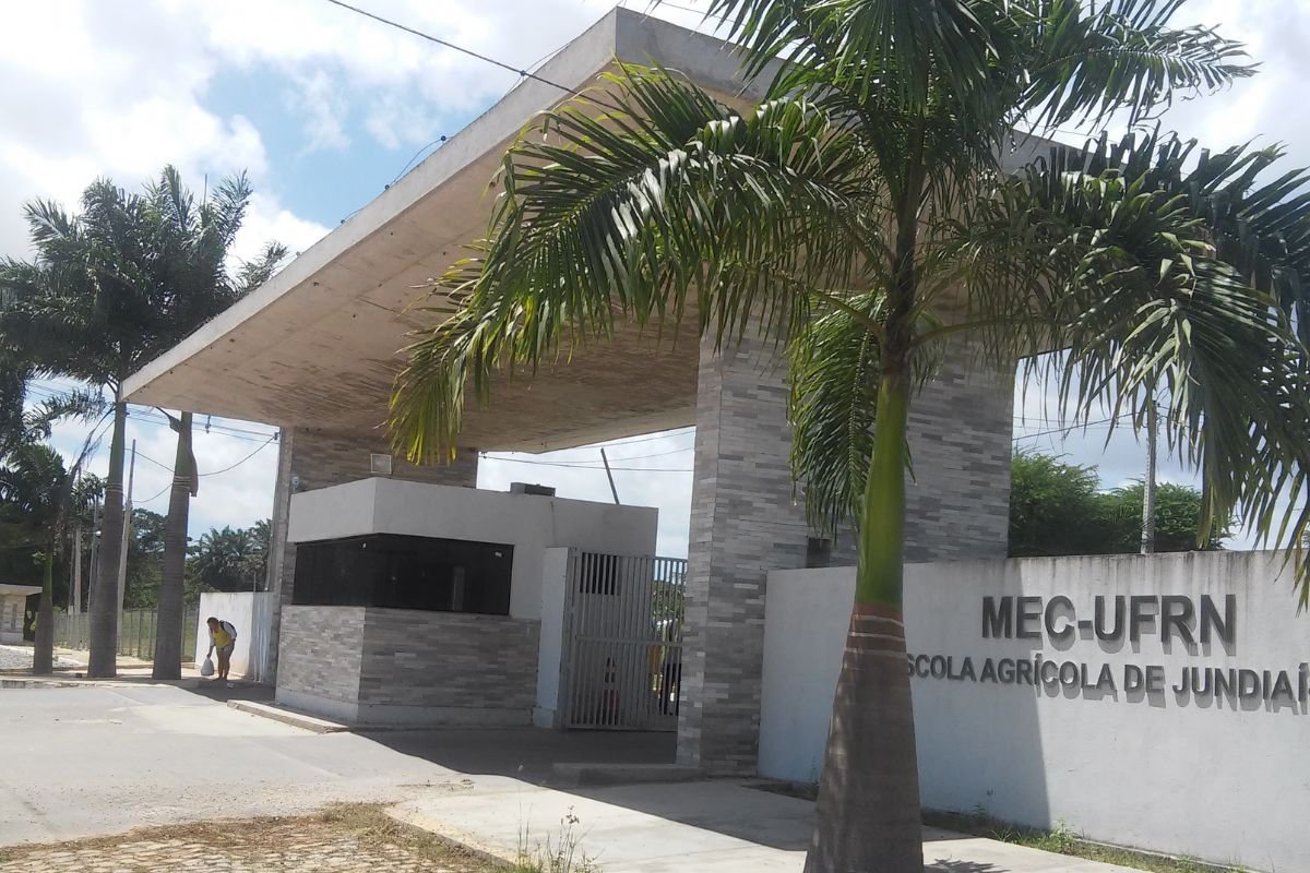 A EAJ abre 165 vagas gratuitas em cursos técnicos subsequentes ao Ensino Médio, com inscrições até 5 de dezembro pelo site da Comperve.