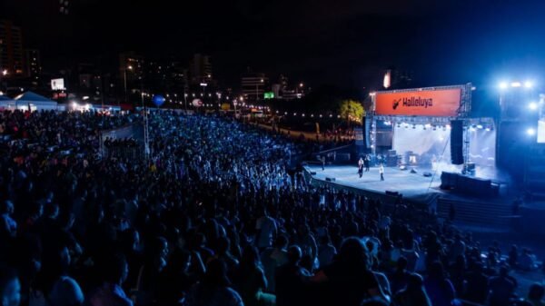 Halleluya Natal 2025 será realizado de 5 a 7 de dezembro no Anfiteatro da UFRN, com entrada gratuita, shows católicos e campanha solidária.