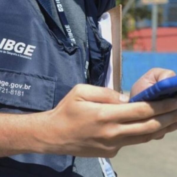 IBGE abre mais de 200 vagas temporárias no RN para APM e SCQ. Inscrições começam hoje (19) e seguem até 11 de dezembro. Veja salários e distribuição.