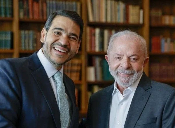 Jorge Messias agradece indicação ao STF feita pelo presidente Lula.