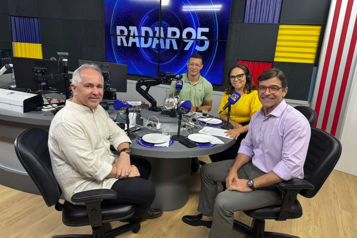 Vereador Fulvio Saulo defendeu, em entrevista à 95 Mais FM, a cassação do mandato de Brisa Bracchi e disse que atuou com base jurídica.
