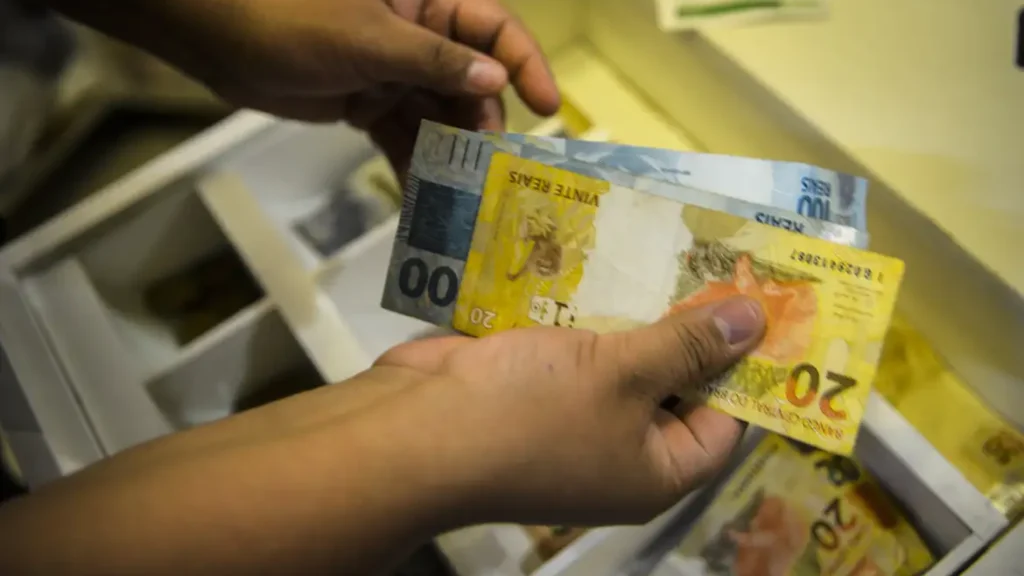 Lula sanciona LDO 2026 com meta de superávit primário de R$ 34,2 bilhões e reforça compromisso com responsabilidade fiscal e estabilidade econômica.