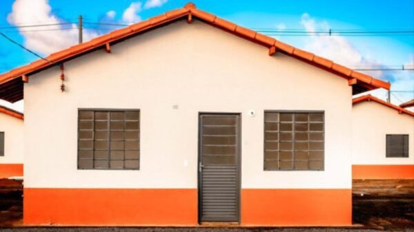 Conselho do FGTS aprova orçamento recorde de R$144,5 bilhões para habitação em 2026, ampliando subsídios e acesso ao Minha Casa, Minha Vida.