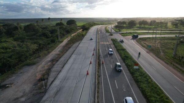 Dnit publica contrato para duplicação da BR-304 entre Assú e Mossoró. Obra prevê investimento de R$ 367 milhões e prazo de até 36 meses.