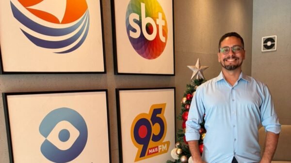 A TV Ponta Negra, afiliada ao SBT no RN, anunciou nesta segunda-feira (01) a contratação do jornalista Rafael Cruz como Head de Conteúdo e Programação