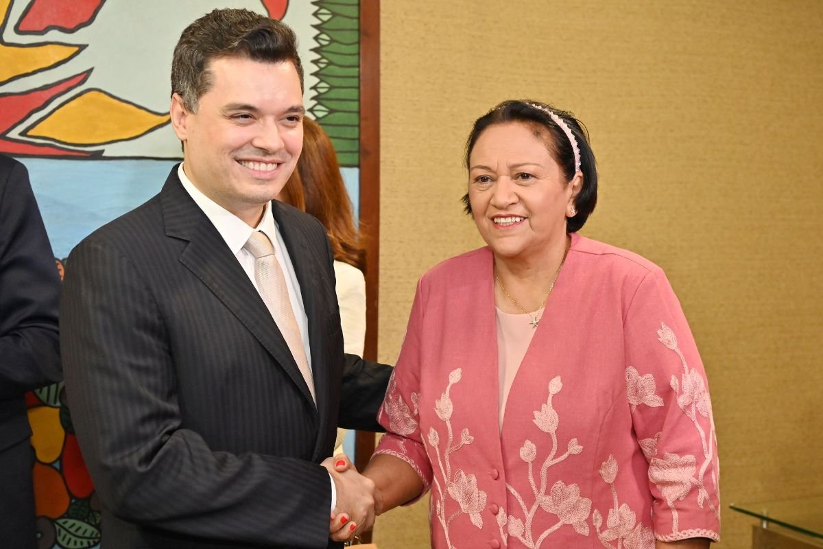 Fátima Bezerra e Walter Alves afirmam que decisões sobre as eleições de 2026 no RN serão tomadas em conjunto com as instâncias nacionais do PT e do MDB.