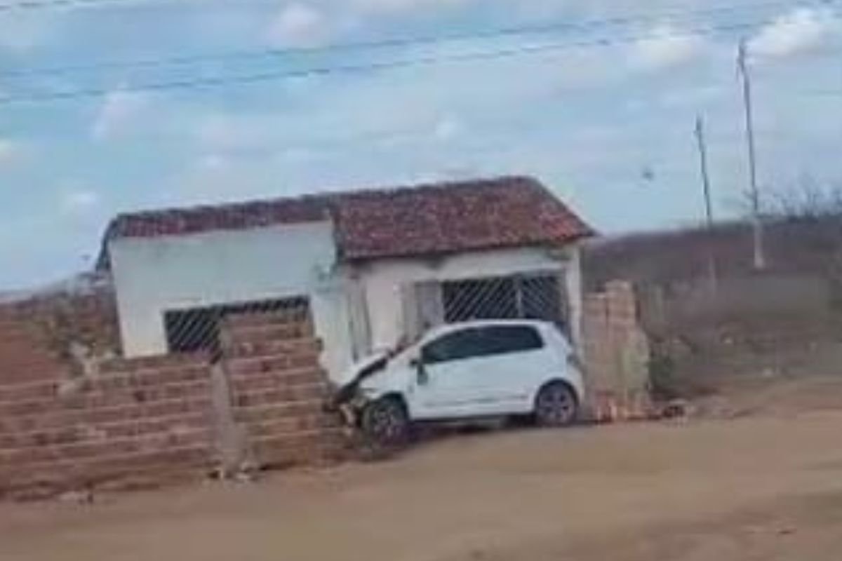 Um acidente na BR-226 deixou um motociclista morto entre Santa Cruz e Tangará. Colisão ocorreu nesta segunda-feira e assustou moradores da região.