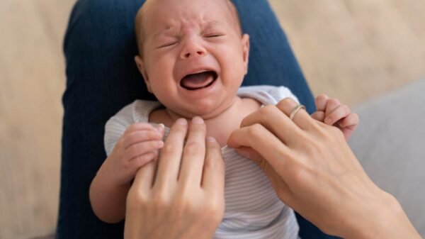 Especialistas orientam pais sobre prevenção de engasgos e síndrome da morte súbita do lactente