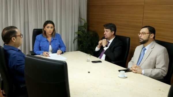 Comissão da Câmara de Natal redefine prazos no processo de cassação da vereadora Brisa Bracchi e amplia prazo para defesa prévia.