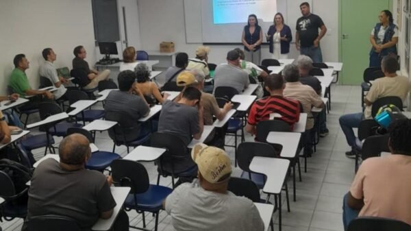 O curso da STTU capacita operadores do transporte opcional em Natal, com foco em atendimento, segurança no trânsito e inclusão.