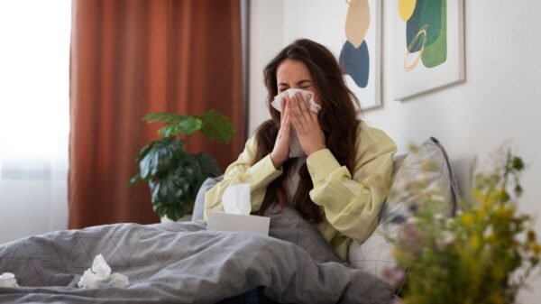 A OPAS alerta para o aumento da circulação do vírus influenza A(H3N2) no mundo e reforça a vacinação e a vigilância, especialmente entre idosos.