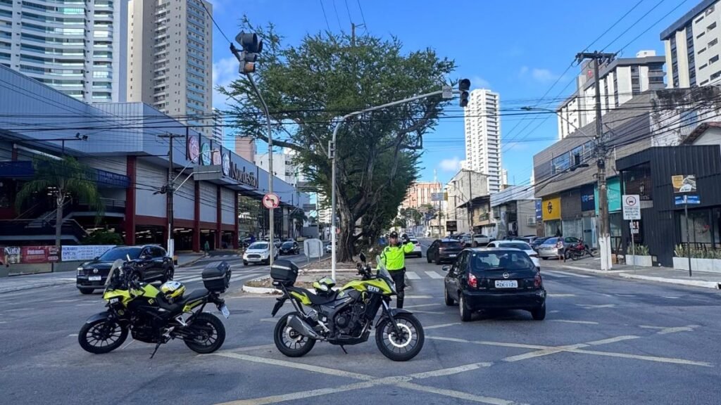 Falha em subestação de Petrópolis deixou 18 mil unidades sem energia e causou apagão de semáforos na Zona Leste de Natal.