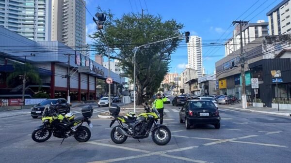 Falha em subestação de Petrópolis deixou 18 mil unidades sem energia e causou apagão de semáforos na Zona Leste de Natal.