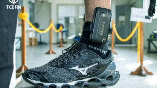 TCE-RN suspende pregão da SEAP após identificar irregularidades e risco à competitividade na contratação de monitoração eletrônica no RN.