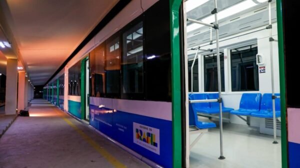 CBTU entrega dois trens urbanos recuperados em Natal, com climatização, acessibilidade e reforço ao sistema que atende a capital e região metropolitana.