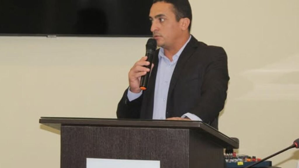 TRE-RN mantém a cassação do prefeito e do vice de Itaú por abuso de poder político e econômico nas Eleições de 2024. Decisão foi unânime.