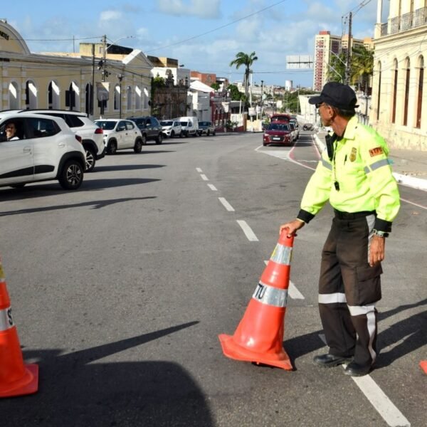 Avenida das Fronteiras será interditada entre 26 de janeiro e 15 de fevereiro; STTU altera itinerários de ônibus em Natal.