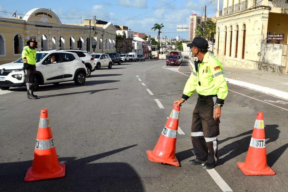 Avenida das Fronteiras será interditada entre 26 de janeiro e 15 de fevereiro; STTU altera itinerários de ônibus em Natal.
