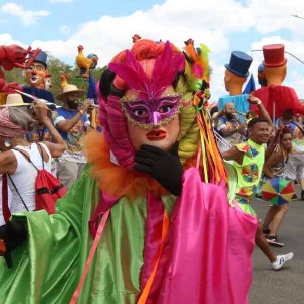 As 167 Prefeituras Municipais chamando a atenção para o cumprimento dos prazos para pedidos de ligações provisórias para o Carnaval 2026.
