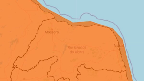 Inmet emite alerta de perigo para chuvas intensas em todo o RN, com risco de alagamentos, ventos fortes, quedas de energia e descargas elétricas.