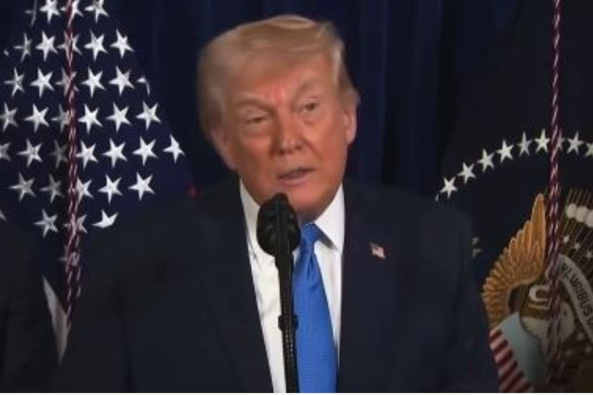 Trump diz que operação militar na Venezuela provou que os EUA têm o Exército mais poderoso do mundo após captura de Maduro.