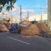 Trecho da Avenida Prudente de Morais é interditado nesta sexta (16) para serviço da Caern. Trânsito e transporte público operam com desvios.