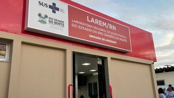 Imagem da fachada do Larem de Mossoró/RN