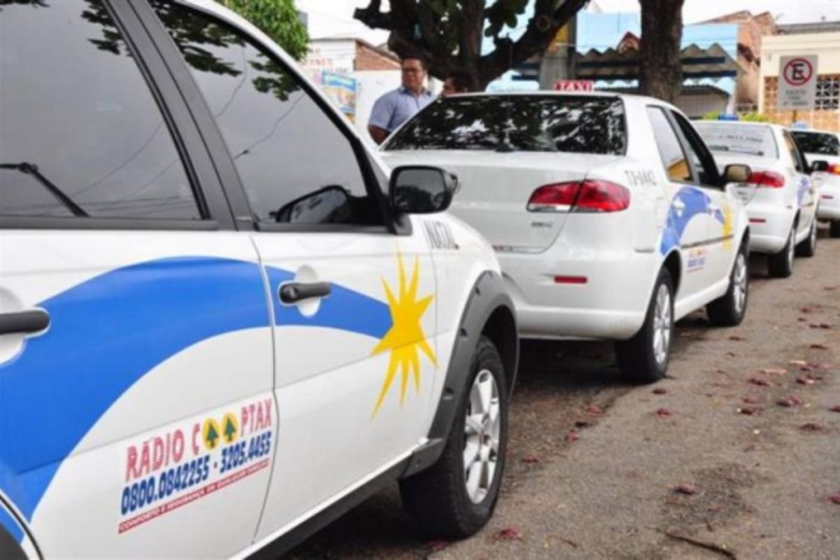 Prefeitura abre nova chamada para táxi em Natal destinada a pessoas com deficiência. Inscrições seguem até 13 de fevereiro de 2026.