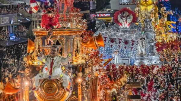 Desfile da Unidos do Viradouro, campeã do Carnaval 2026 do Rio de Janeiro
