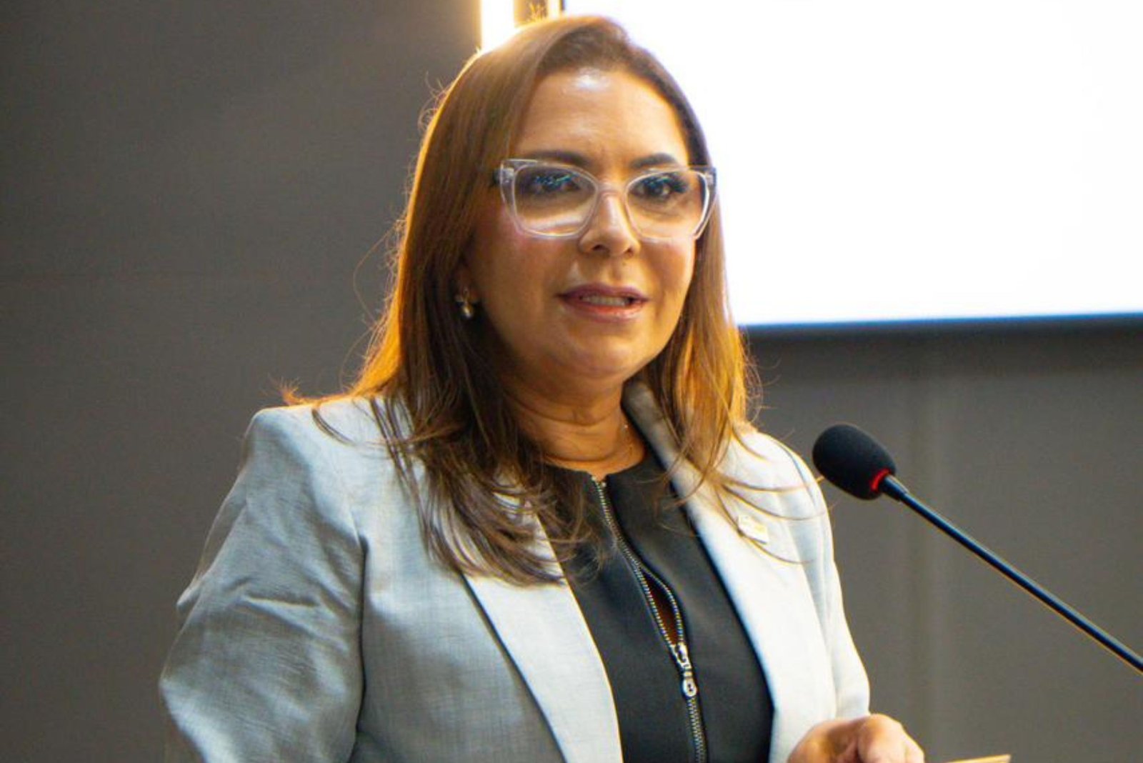 imagem da prefeita de Goianinha, Nira Galvão