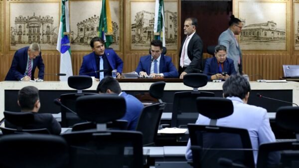 Câmara de Natal aprova projetos contra crime organizado, moradia digna e outras propostas durante sessão desta quinta-feira.