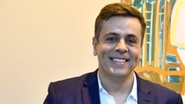 Secretário de Saúde de Natal é internado após dor torácica. Exames descartaram lesões coronarianas graves, segundo hospital.