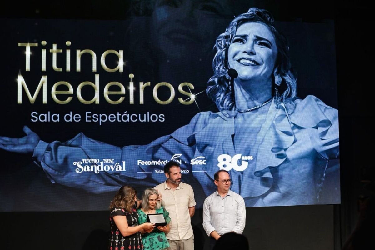Sesc RN homenageia atriz Titina Medeiros no Teatro Sandoval Wanderley com documentário, espetáculo e programação gratuita.