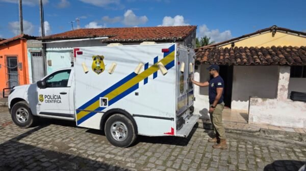 Idoso de 85 anos é morto a facadas pelo próprio irmão em Macaíba, na Grande Natal. Suspeito foi localizado pela polícia nas proximidades do crime.