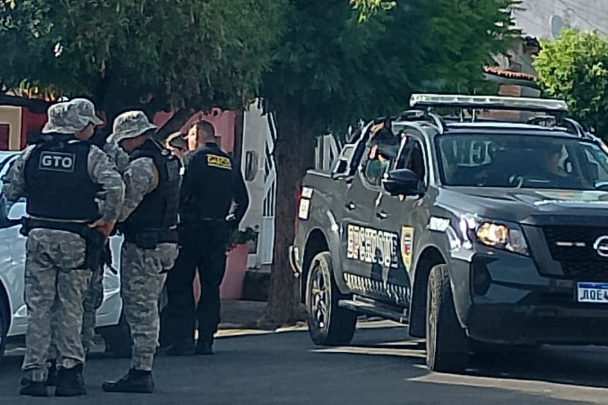 Operação Detox em Upanema cumpre sete mandados e prende dois suspeitos por tráfico de drogas, informa MPRN.