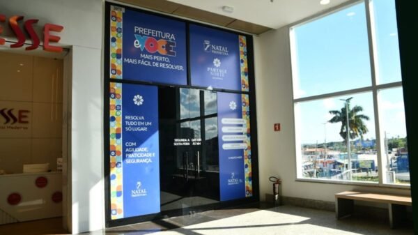 Prefeitura de Natal inaugura ponto de atendimento tributário no Partage Norte Shopping para facilitar serviços como IPTU e negociação de débitos.