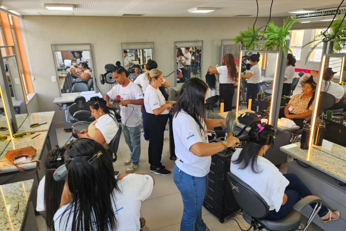 Senac RN abre 3.161 vagas gratuitas em cursos presenciais e EAD. Inscrições seguem até 22 de março pelo site da instituição.