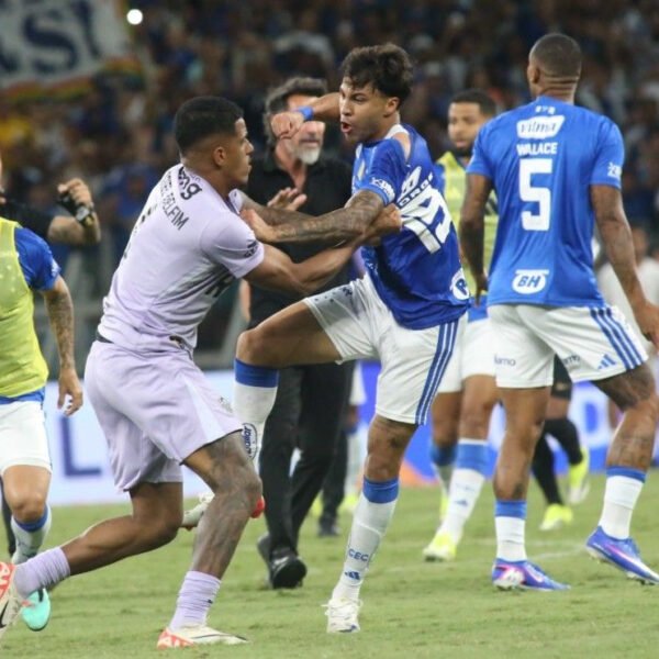 Súmula confirma 23 expulsões após confusão em Cruzeiro e Atlético