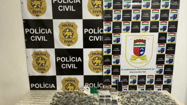Operação prende mulher e apreende adolescente com mais de mil porções de drogas em Pipa, no litoral do RN.