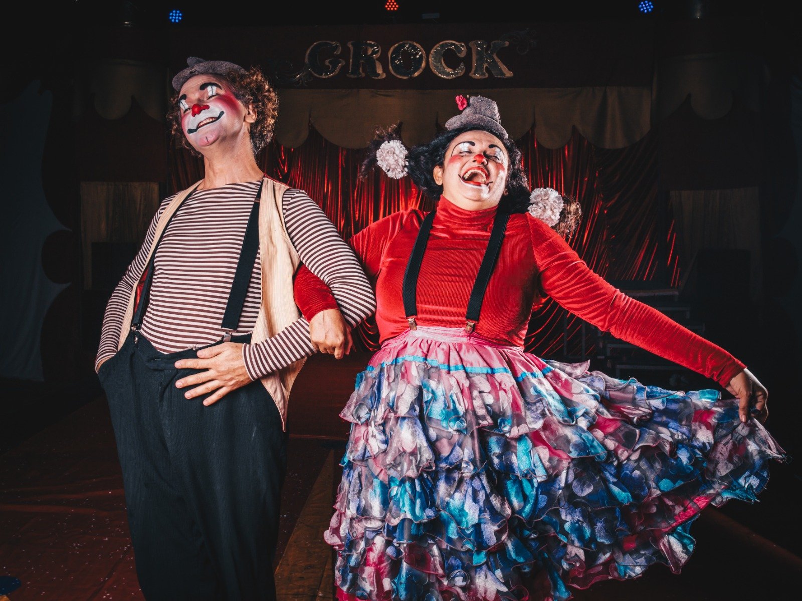 Espaguete e Ferrugem sobem ao palco do Bosque Encena no Parque das Dunas com espetáculo gratuito e cheio de humor.